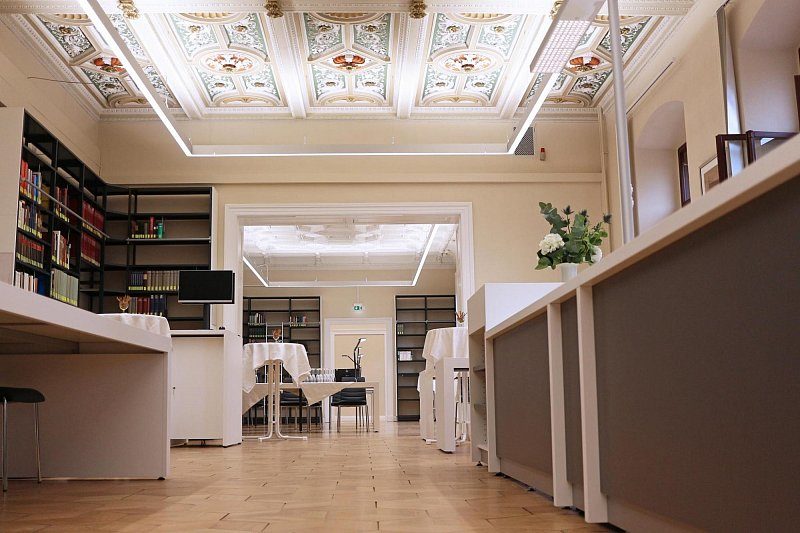 Reading room for historical holdings and maps of the ULB Saxony-Anhalt, Photo by Friederike Stecklum